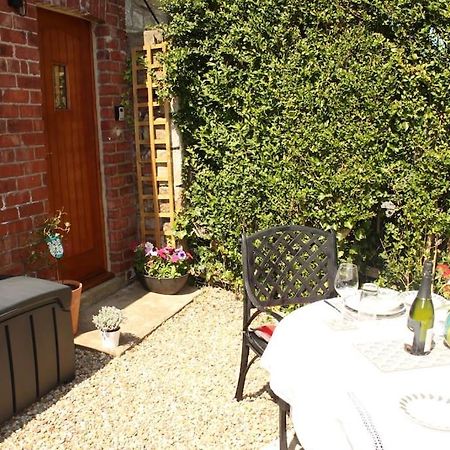Hideaway Between Coast And Moors In A Beautiful Village Apartment Sleights Екстериор снимка
