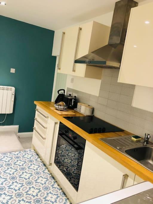 Hideaway Between Coast And Moors In A Beautiful Village Apartment Sleights Екстериор снимка