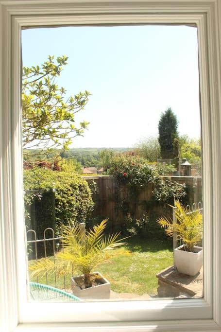 Hideaway Between Coast And Moors In A Beautiful Village Apartment Sleights Екстериор снимка